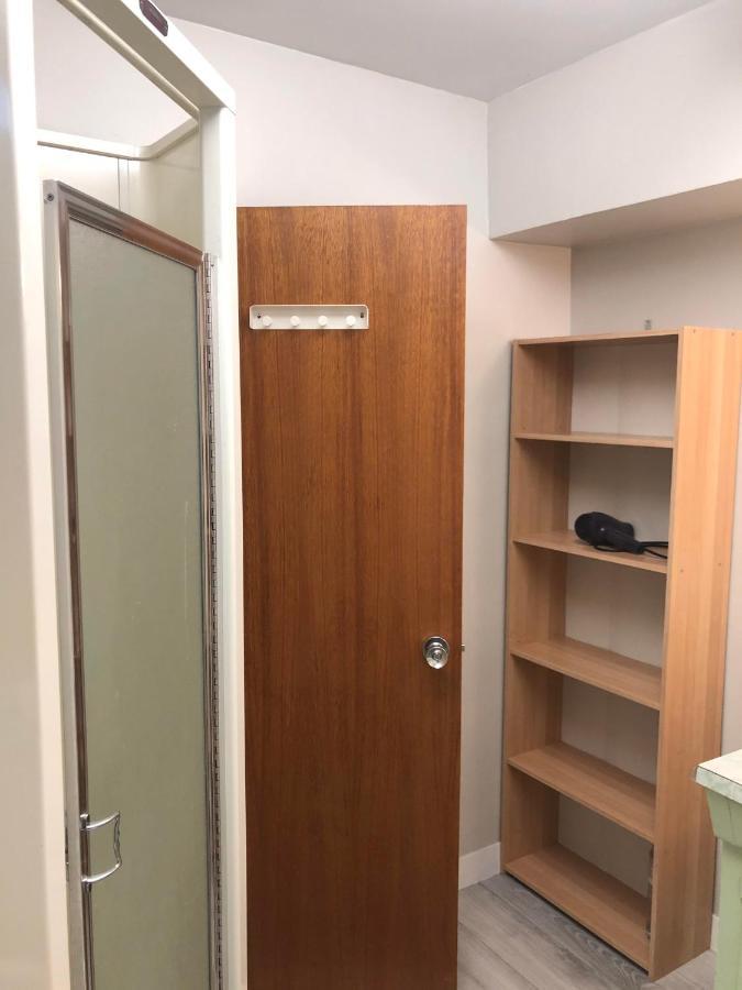 Cozy Guest Home Close To Downtown Vancouver Sights & Subway Station Exterior foto